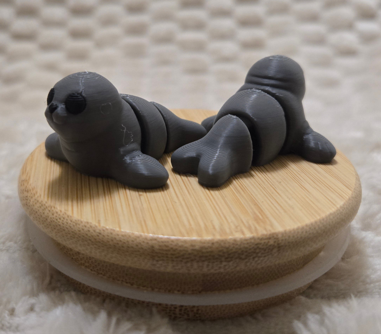 Mini Seal